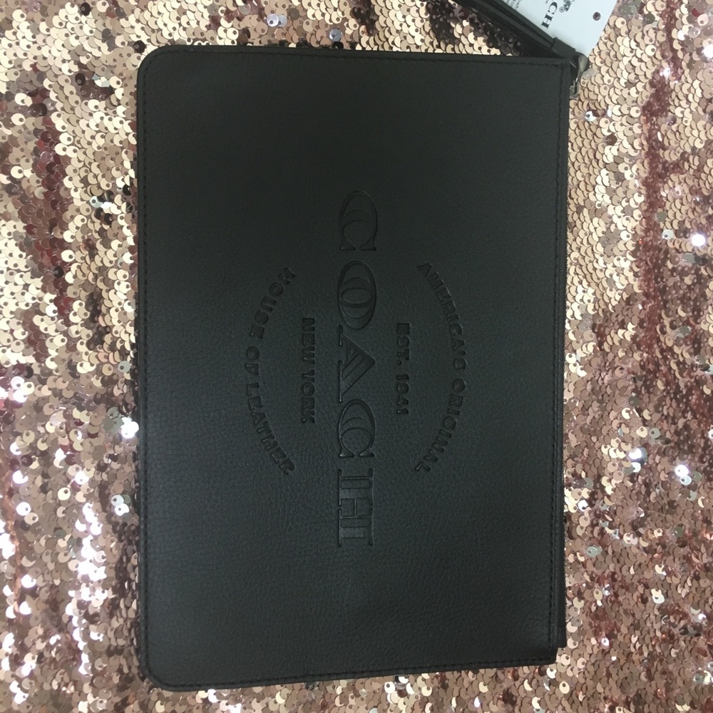Coach Hudson Pouch NWT
